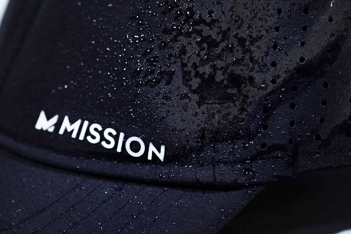 Best Fabrics to Keep You Cool: How to Reactivate Cooling Clothing